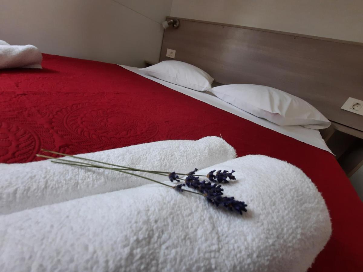 Hotel Kamp Rujno Starigrad Paklenica Exterior foto